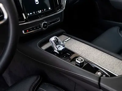 صورة 9 لـ 2024 Volvo S90