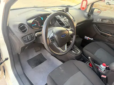 2013 FORD FIESTA 照片 9