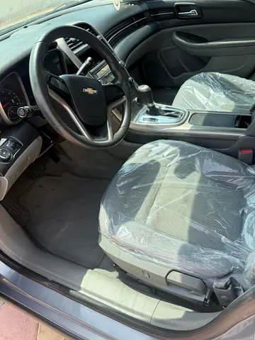 2013 Chevrolet MALIBU 照片 2