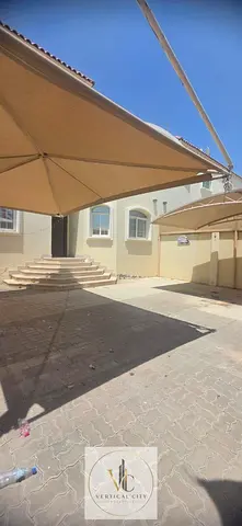 🏡 للإيجار فيلا مميزة في مدينة شخبوط – أبوظبي 💰 الإيجار السنوي: 160,000 درهم