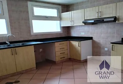 Spacious 2BR | Prime Jumeirah First Location