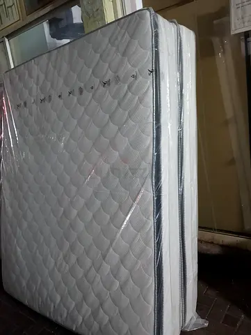 Brand New Queen Top Memory foam Spring Mattress Available