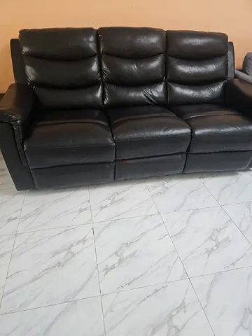Dark black 3-seater leather reclining sofa - good condition