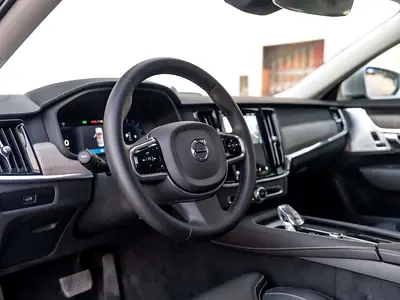 صورة 8 لـ 2024 Volvo S90
