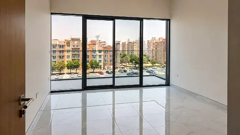Spacious 2BR, Laundry | Road View | Near Metro