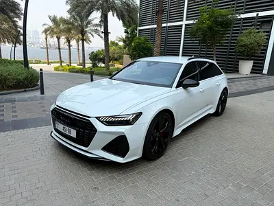 صورة 3 لـ 2025 AUDI RS6