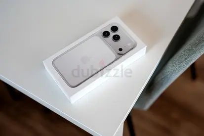 Brand New & Factory Sealed iPhone 17 Pro Max (256GB - Silver)
