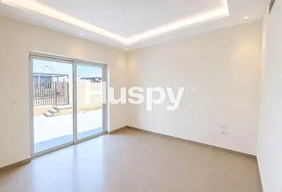 Corner Unit | Multiple Cheques | Well Maintained