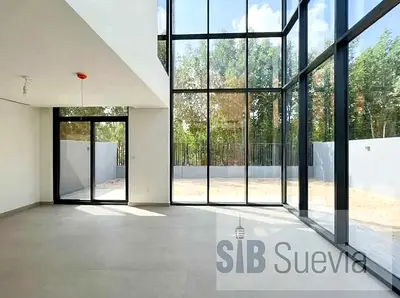 Brand New 4 G+1 | Corner Unit | Spacious