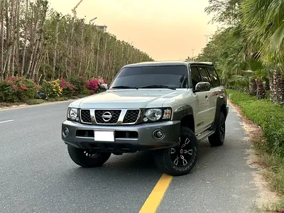 2023 Nissan Patrol Safari Super Safari - GCC Specs - Brand New