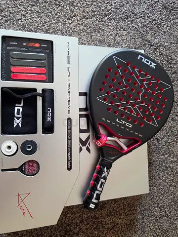 Padel rackets