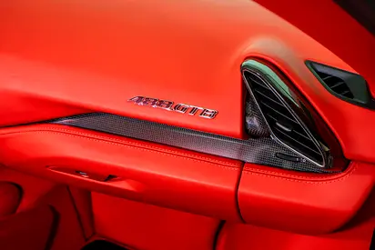 2017 Ferrari 488 GTB — миниатюра 18