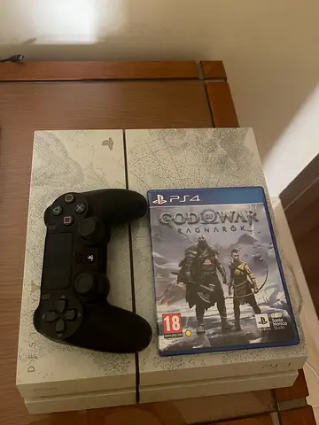 PS4 Limited Edition Perfect Condition Well Maintained With Controller and Game