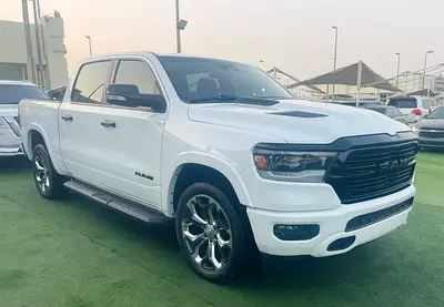 DODGE RAM SPORT HEMI F1500 (Clean title) 2022 engine V8 5,7 400 Hp Four wheel drive 4x4 FULL OPTIONS