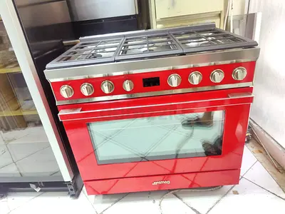 Smeg latest model 6 burner gass/electric top gass oven electric dual fan stove 90x60 hew red colour