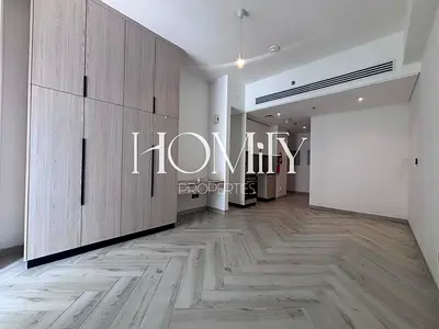 PRESTIGIOUS LOCATION | READY TO MOVE | SPACIOUS