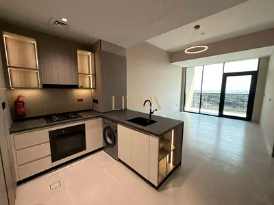 Spacious High-Floor Apartment| Full Golf View