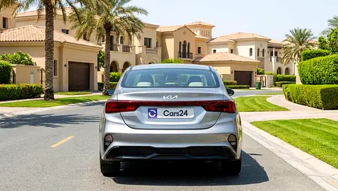 صورة 4 لـ 2023 KIA CERATO