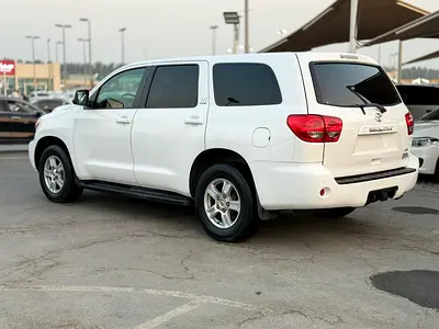 2012 Toyota SEQUOIA — фото 12