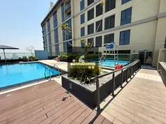 Perfectly Located 1BR Apartment with Scenic Canal Views