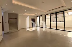 Spacious Layout | Vacant on Transfer | With Garden