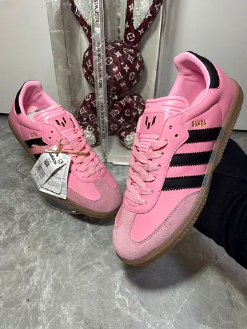 ADIDAS SAMBA FOOT WEAR  WITH ORIGINAL BOX