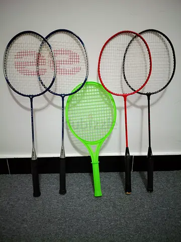 Set of 5 Badminton Rackets-various brands