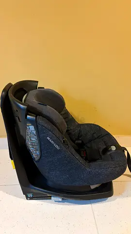Maxi-Cosi axissfix Car Seat - Good Condition 0-4y