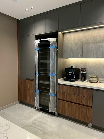 Miele Large Built-In Wine Fridge – Premium Wine Storage | Spacious Capacity