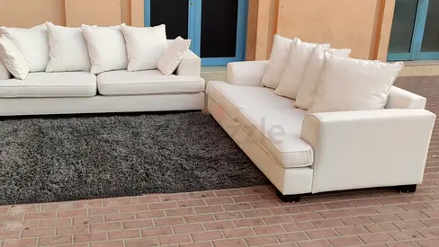 Looking Great Condition The One Kingston Sectional Sofa Perfect