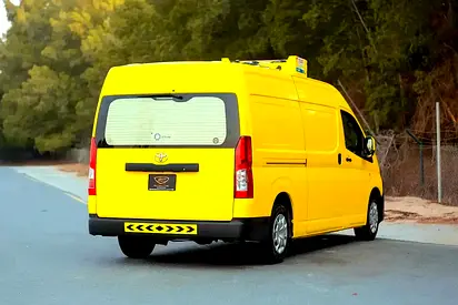 2020 Toyota HIACE — фото 3