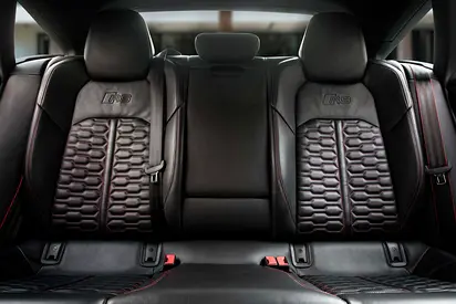 صورة 12 لـ 2021 AUDI RS7