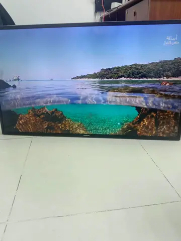 LED Samsung smart45in