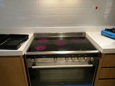Siemens iQ 500 cooker electric ceramic 90cm same like new condition and excellent working