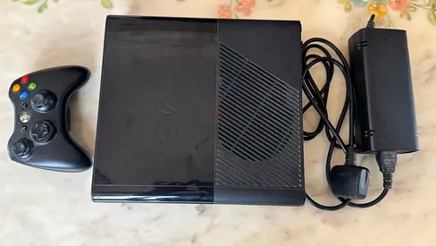 Modded Xbox 360 with games