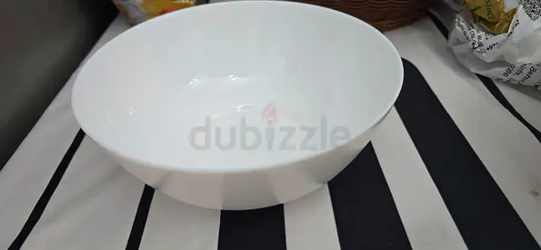 White Ceramic Serving Bowl - Large Salad/Pasta Bowl