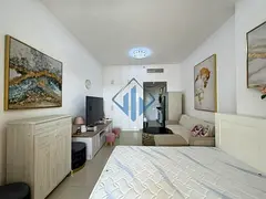 Upgraded- Fully Furnished-Vacant-Hot Price