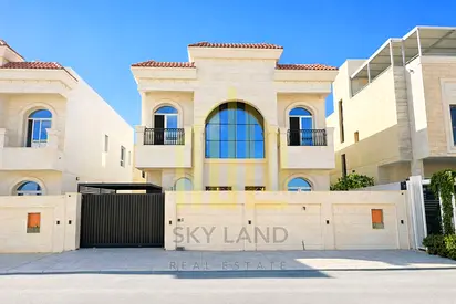 🏡 فيلا للبيع سوبر لوكس – جاهزة للسكن | شاملة الرسوم