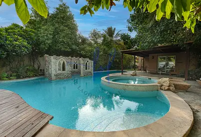 Hidden Resort Style Home | Vacant Now | Calm Villa