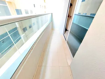 Prime location spacious apartment maintenance free close to Dubai