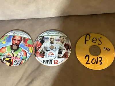 Xbox 360 sports game discs bundle - FIFA 12, PES 2013, World Cup 2010