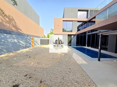 Spacious and Big layout 5 bedroom villa || Available for rent
