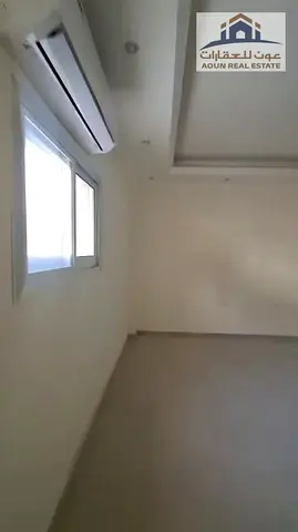 🏡 بيت عربي للإيجار السنوي – منطقة الرملة  ✨ أول ساكن  🛏️ غرفتين وصالة  🛋️ مجلس  💰 الإيجار السنوي: 60,000 درهم  🛡️ التأمين: 5,000 درهم