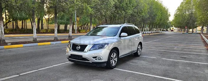 Top/Full Option No.1-Nissan Pathfinder 2015-Family Used (3.5L)- GCC Specs- 7 Seater Family Car.