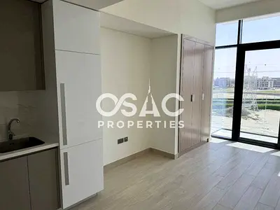 STUDIO APARTMENT | HIGH FLOOR | UNFURNISHED