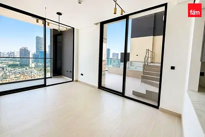 Specious layout | Private pool | Open views