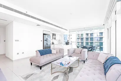 Vacant | Corner Unit | High Floor