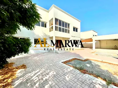Spacious 3BR Villa Modern ready to move in good price