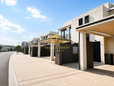 2BR Townhouse | Private Location | Falcon Island
