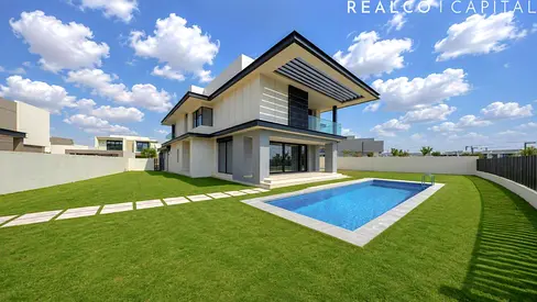 **Grand 5BR Villa | Private Pool**